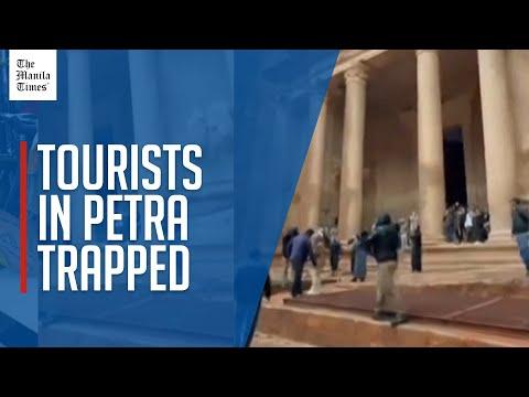 Jordania evacua a 1.800 turistas de Petra en medio de inundaciones repentinas en mayo de 2025